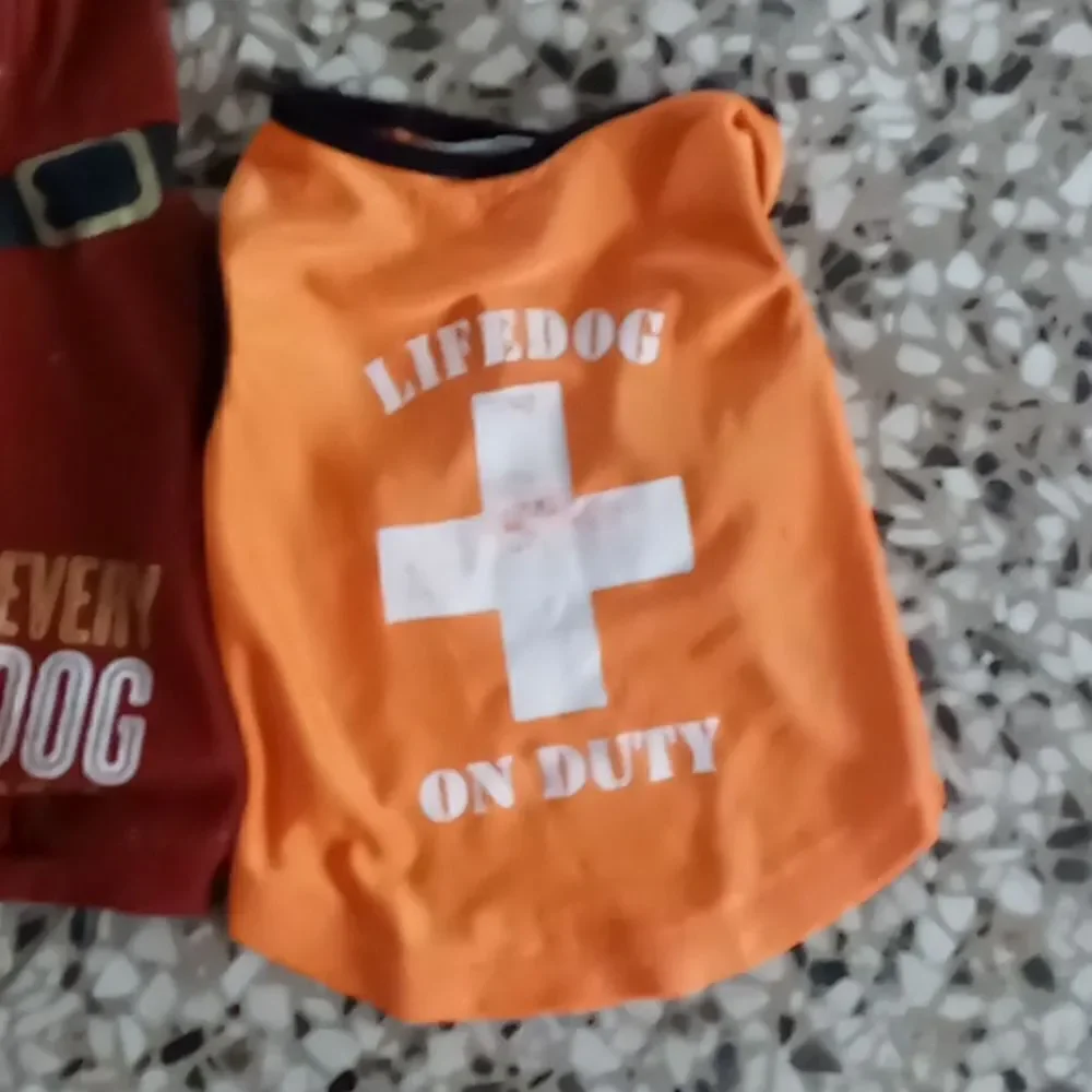 Smedium Doggie top